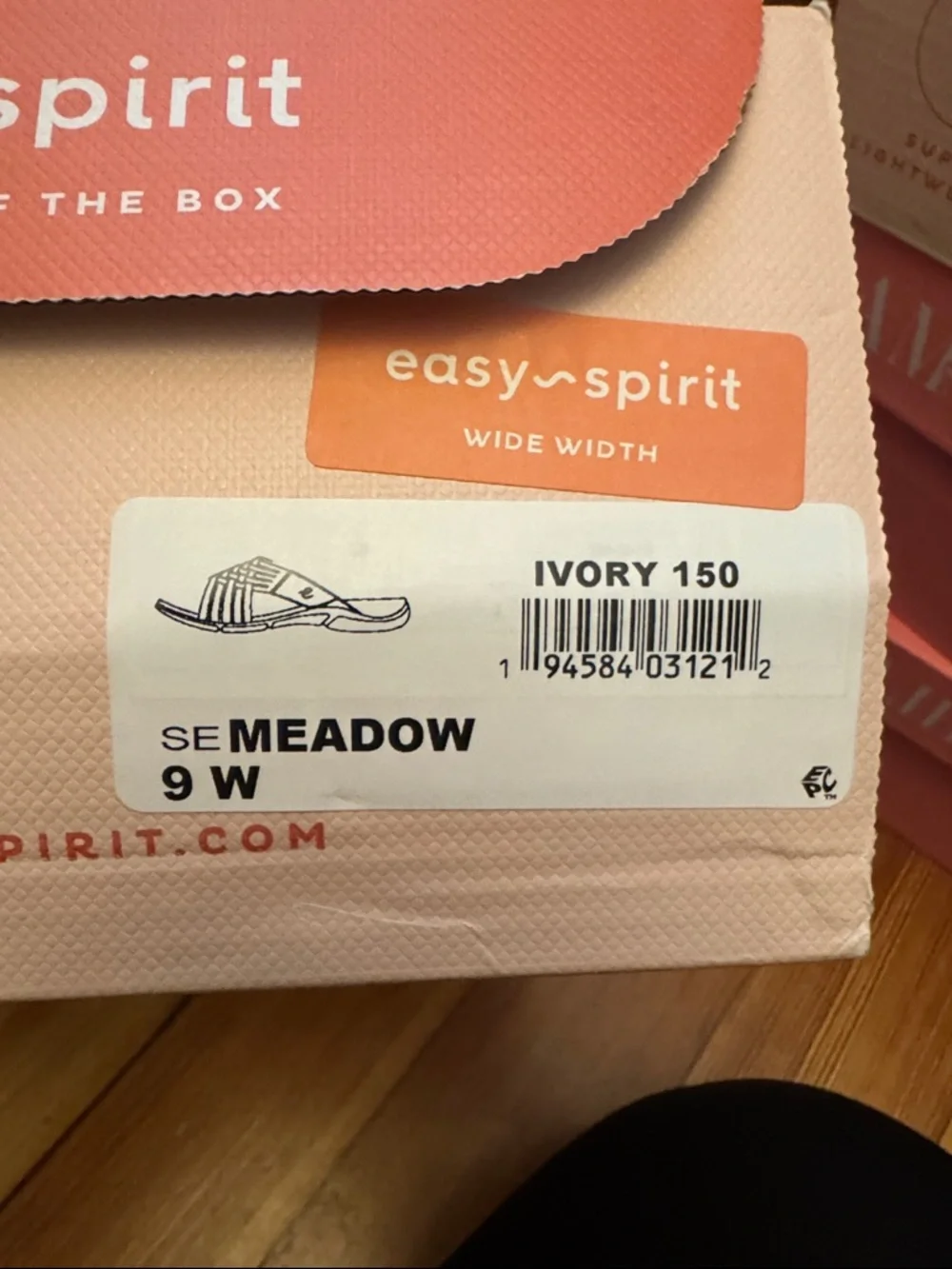 32. Easy Spirit Women's Meadow Woven Slip-On Sandals NEW 9